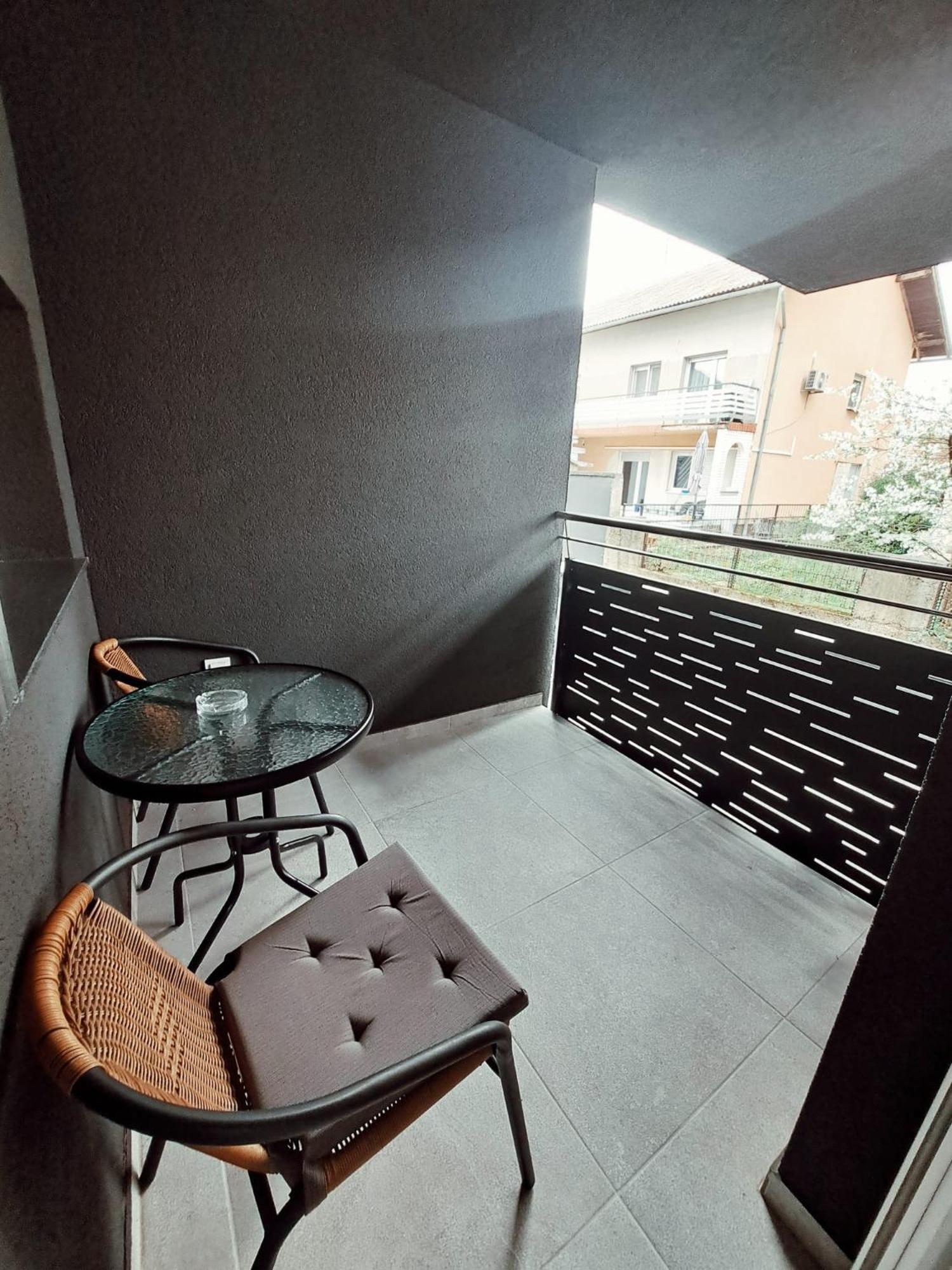 Apartman West Zen Zagreb Exteriör bild